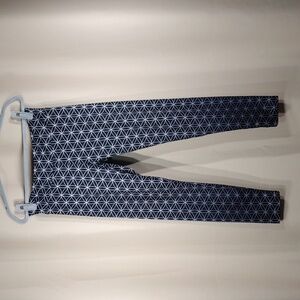 Black White Geometric Patterned Stretchy Athletic Athleisure Sportswear Leggings